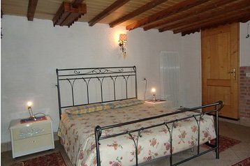 Italija Chata Ledro, Eksterier